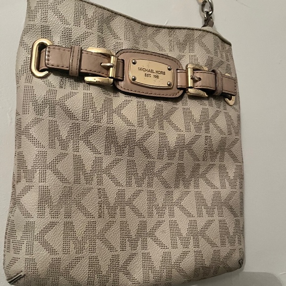 Michael Kors Crossbody Bag - Picture 1 of 6